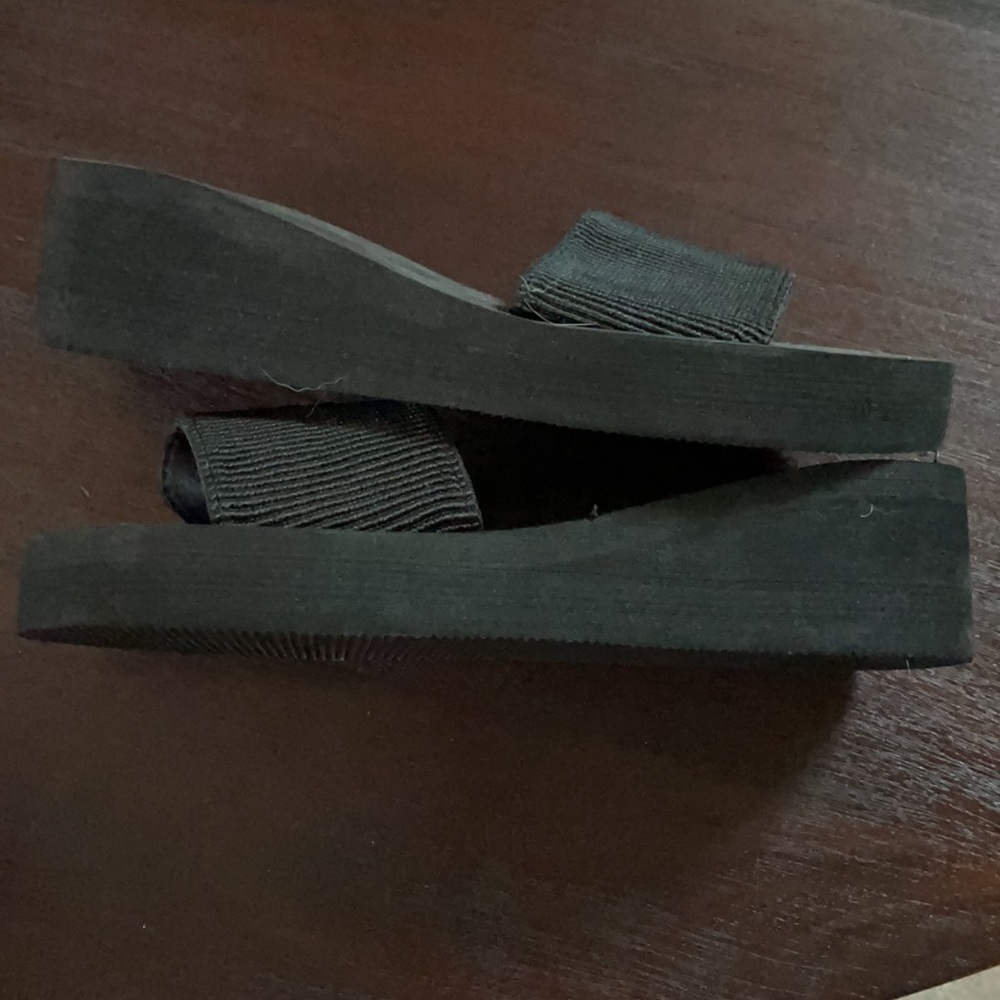 Slides - Picture 2 of 3